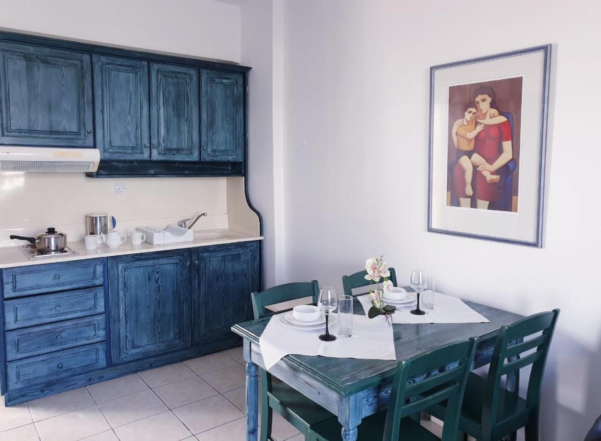 Sea Base Holiday Apartments Klorakas Dış mekan fotoğraf